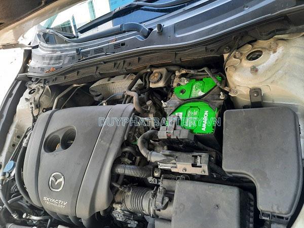 Thay ắc quy xe mazda 2