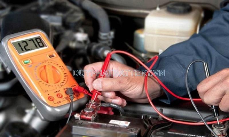 7 bí quyết kiểm tra ắc quy ô tô chuẩn nhất